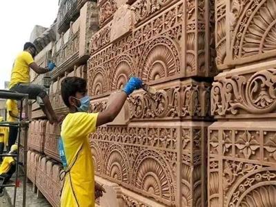 नक्काशी बौद्ध स्तूपों से कॉपी